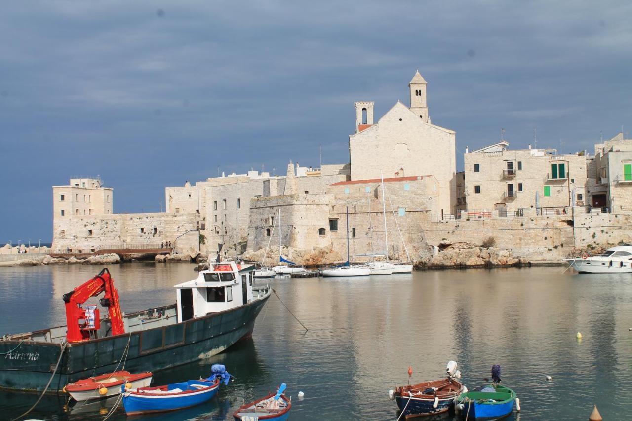 Giovinazzo Historic Apulia Old Town Stone House With Private Patio Apartamento Exterior foto