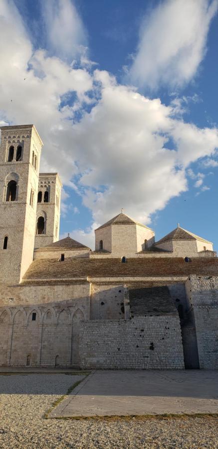 Giovinazzo Historic Apulia Old Town Stone House With Private Patio Apartamento Exterior foto